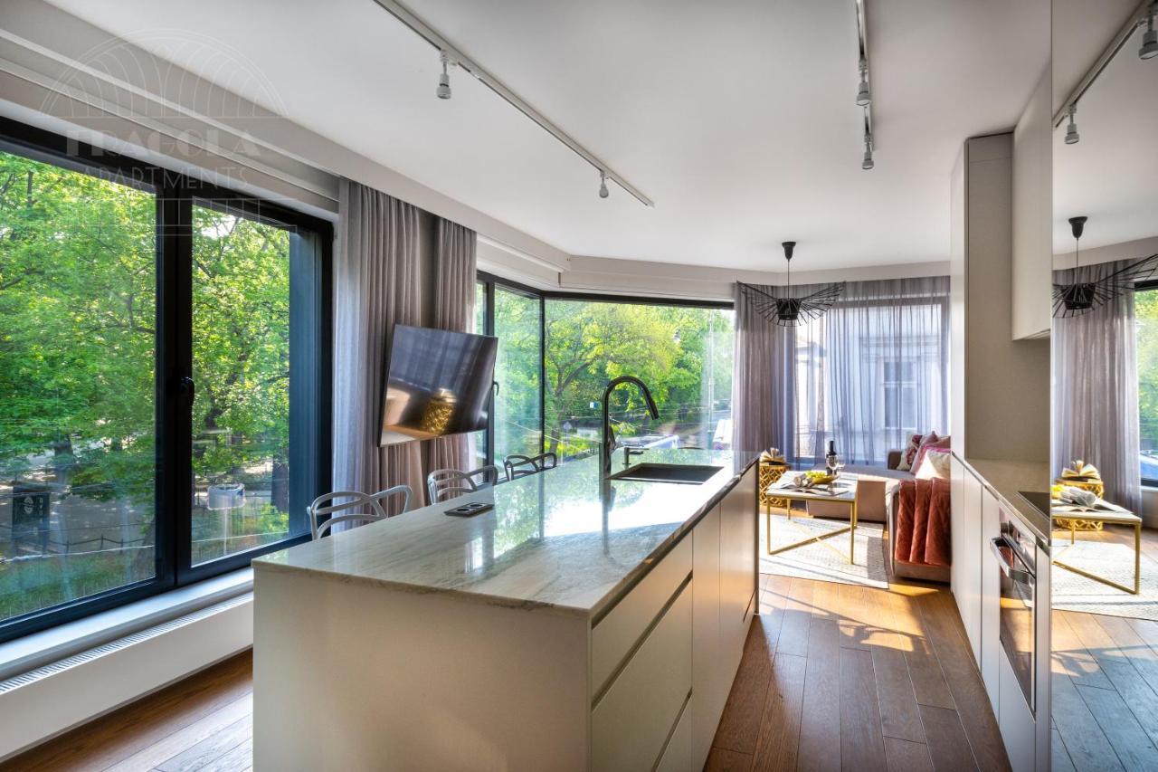 Apartamento Modern View Of Planty Park Cracovia Exterior foto