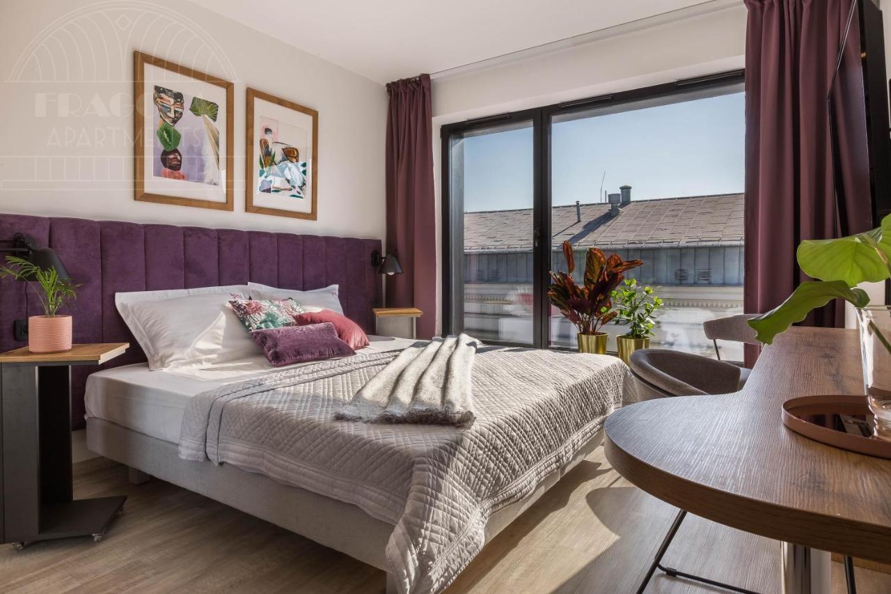 Apartamento Modern View Of Planty Park Cracovia Exterior foto
