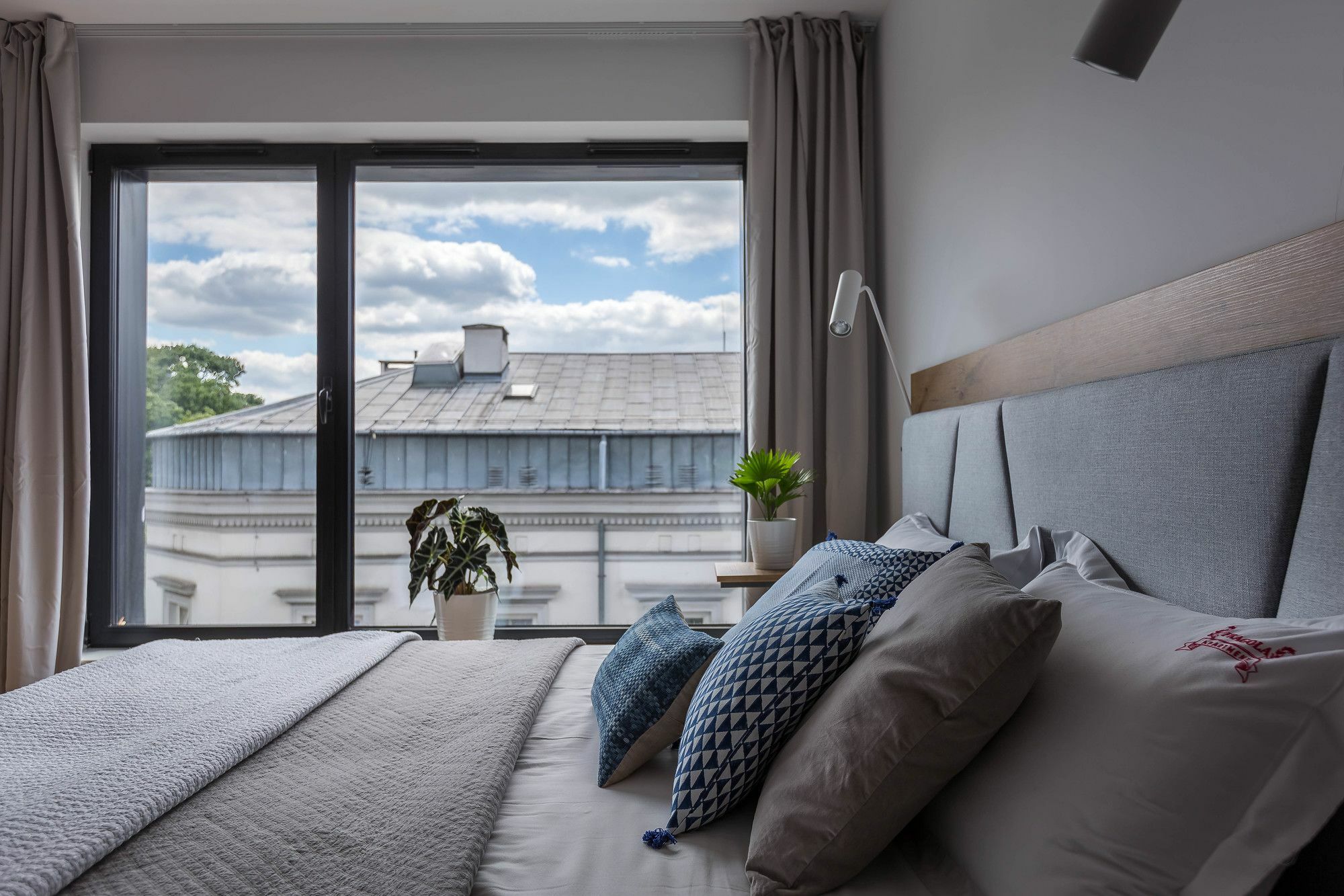 Apartamento Modern View Of Planty Park Cracovia Exterior foto